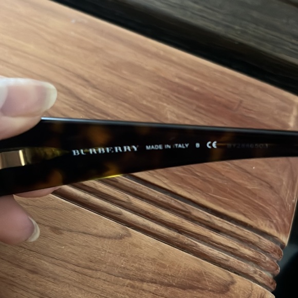 Burberry frame - Picture 3 of 5